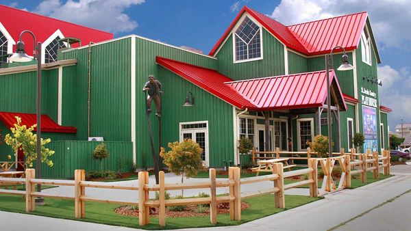 Drayton extends run of the Wizard of Oz: The Panto