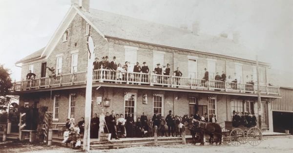 Early entrepreneurs went beyond business to lead community