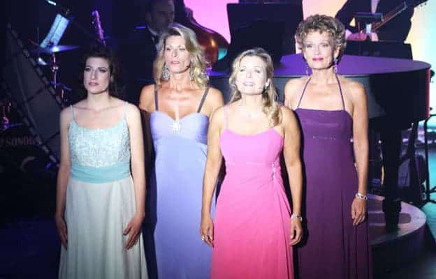 Hollywood Sings … and sings and sings