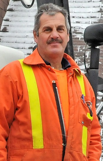 Elmira’s Garret Rank to ref first NHL game