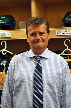 Kings fill pair of vacancies in the management suite