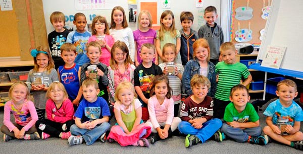 Lisa Heldmann and Sara Sacrey’s Kindergarten class at Riverside PS raised $290 for the Canadian Cancer Society through a child-led initiative. [Whitney Neilson / The Observer]