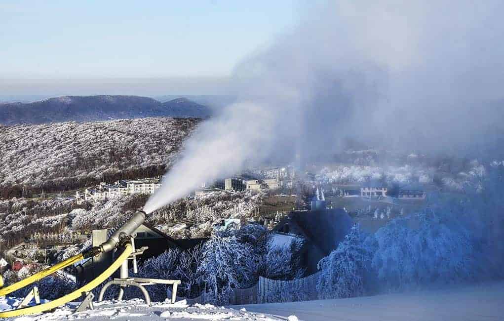Snow-free ski hills push back winter plans