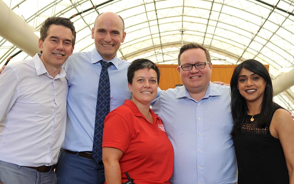 Federal minister visits St. Jacobs Farmers’ Market