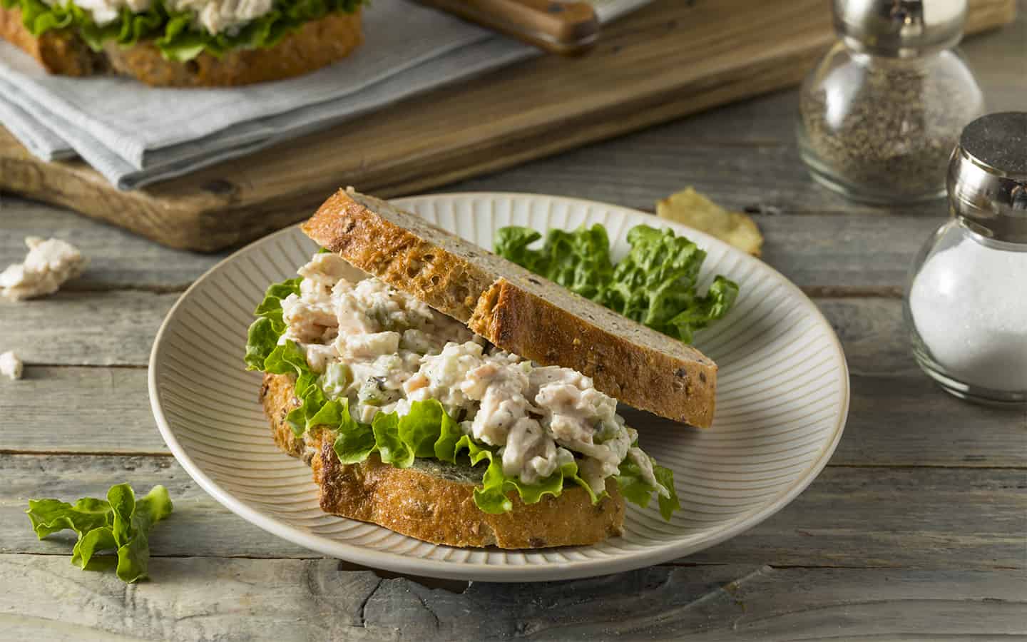 Touch of Greece livens up a chicken sandwich