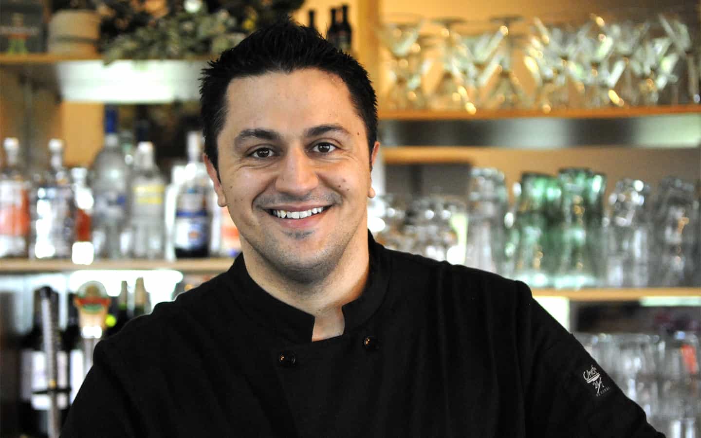 Restaurant donating money from every meal to mask-making efforts
