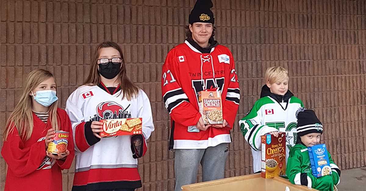 Wellesley hockey players take to the street