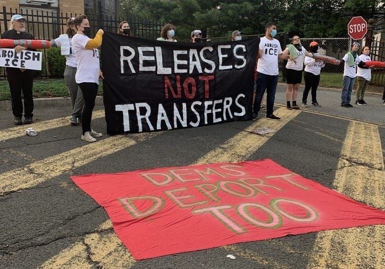 Immigrant justice organizers blockade ICE black site in New Jersey
