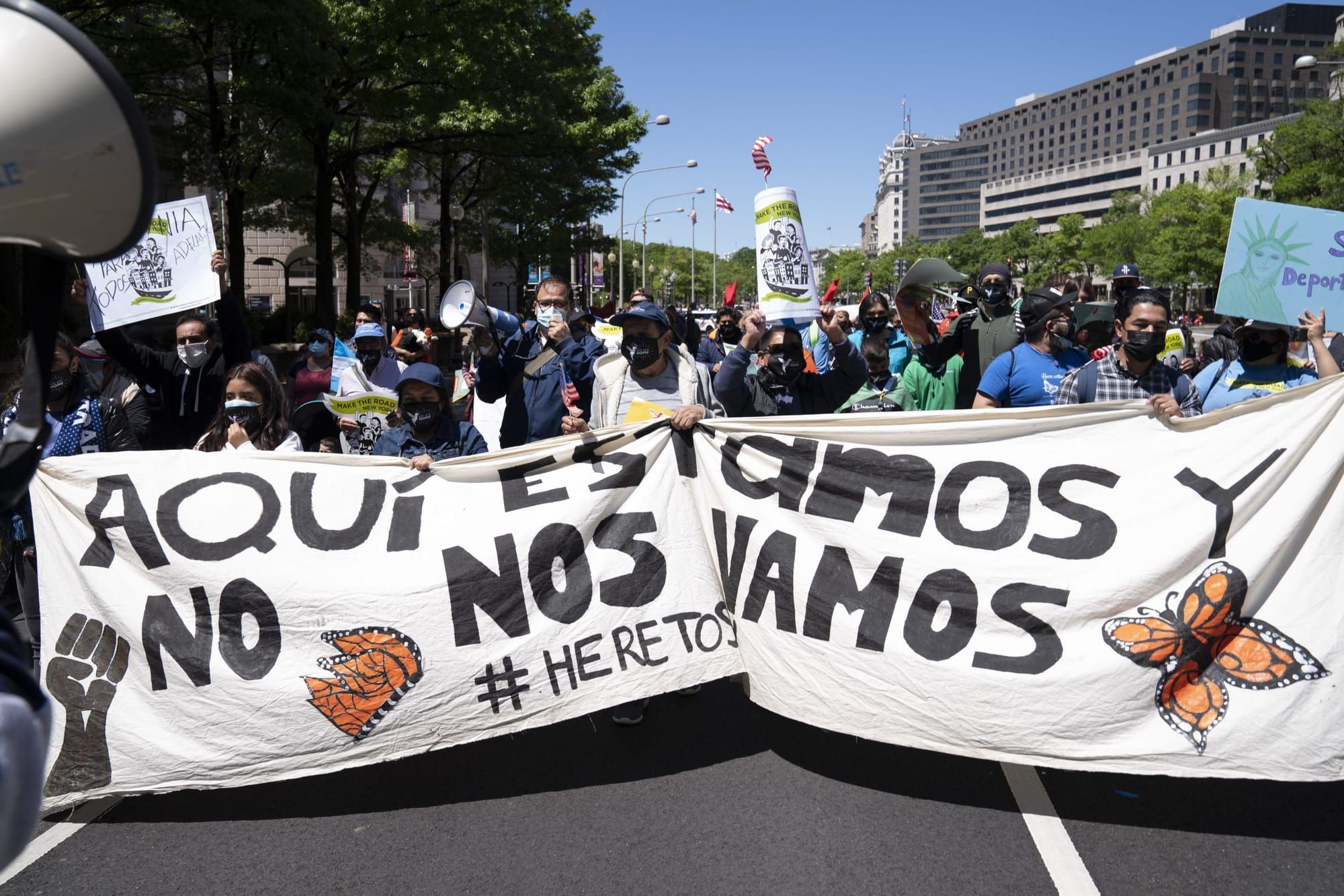 SCOTUS abortion decision also threatens migrants’ right to travel