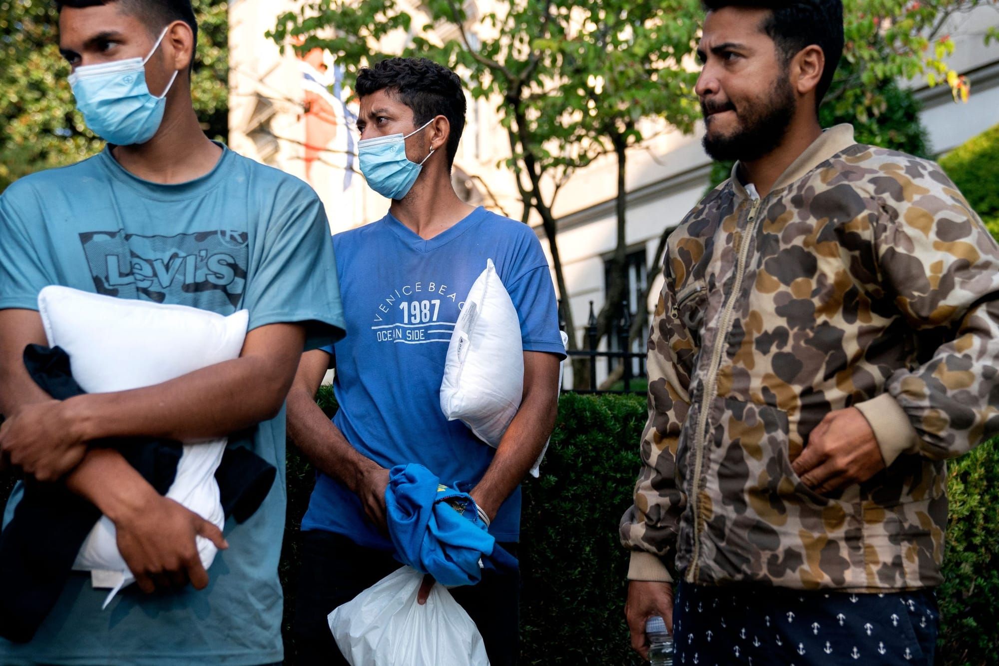 Florida governor flies Venezuelan asylum-seekers to Martha’s Vineyard