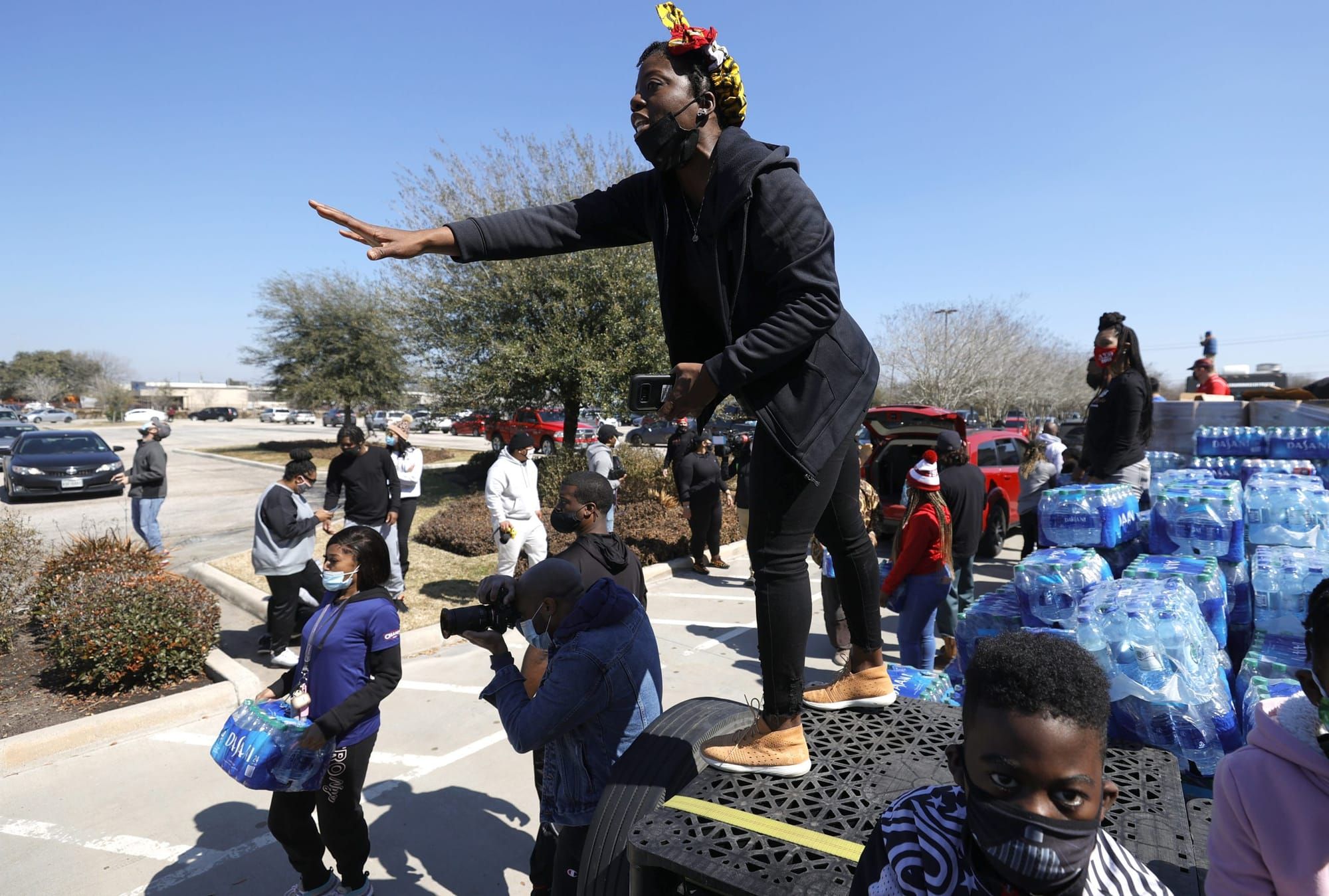 Mutual aid meets the needs of people affected by climate disasters