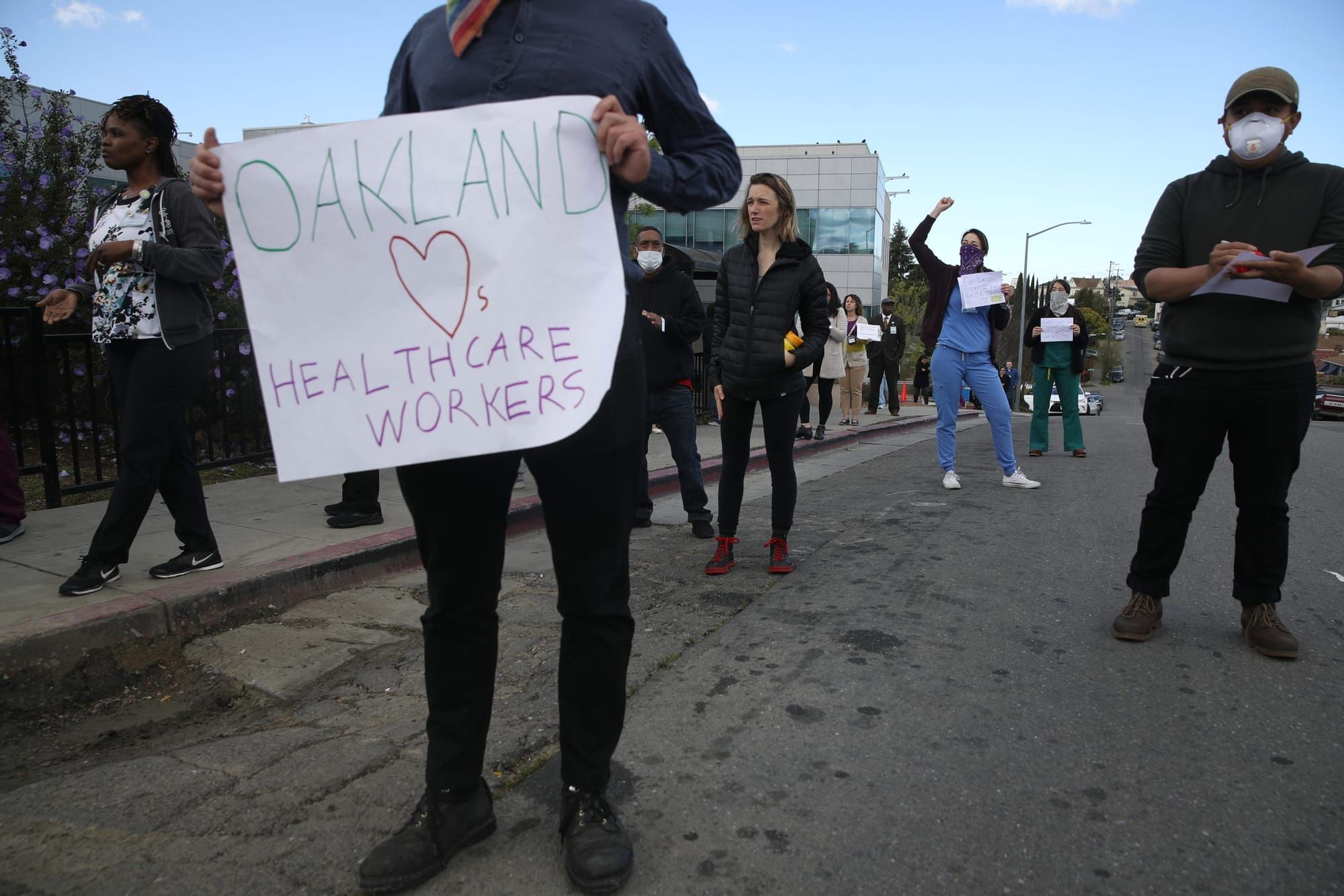 Oakland resident physicians call for higher pay and better conditions