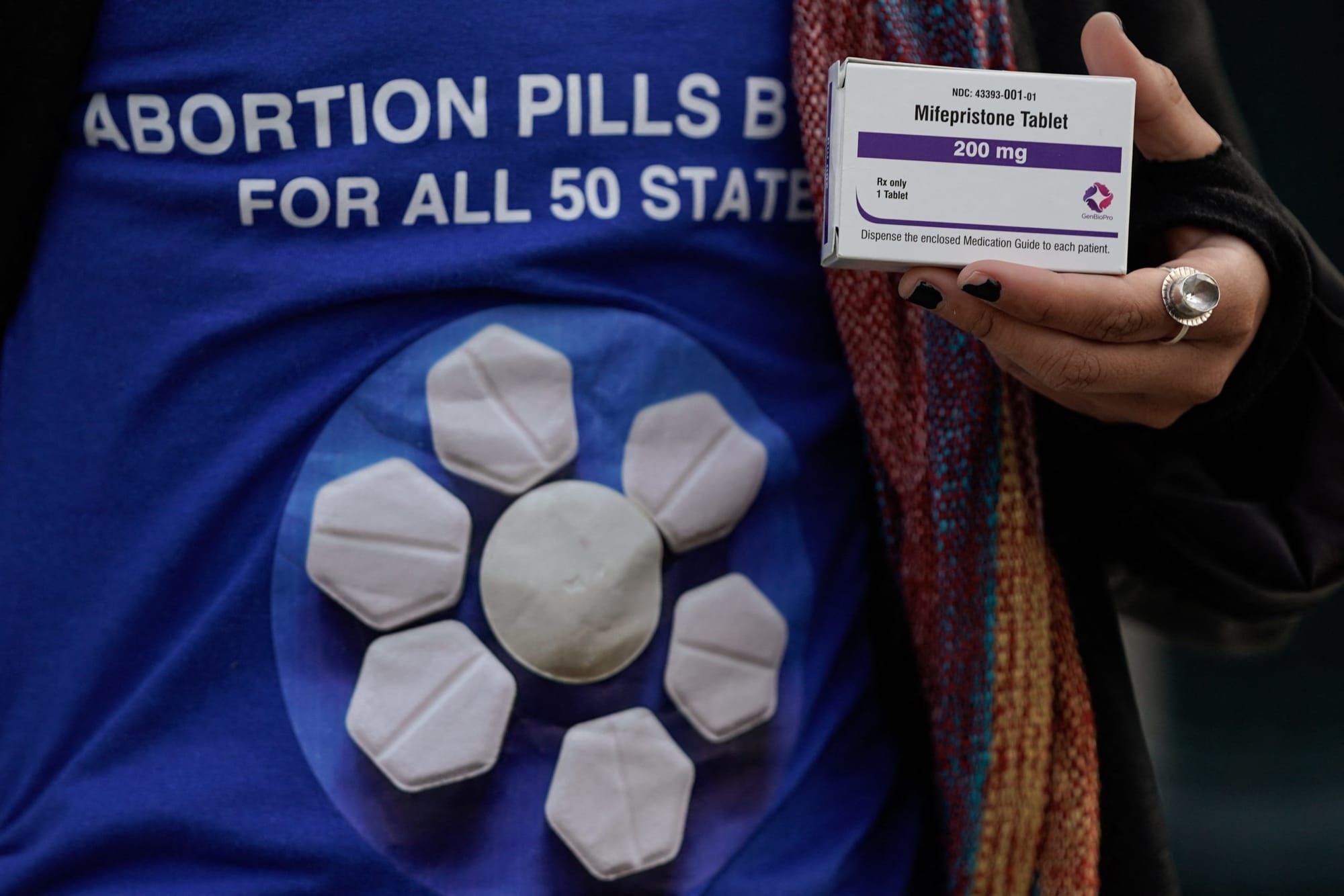 Washington pharmacists prescribe abortion pills through nonprofit’s new program