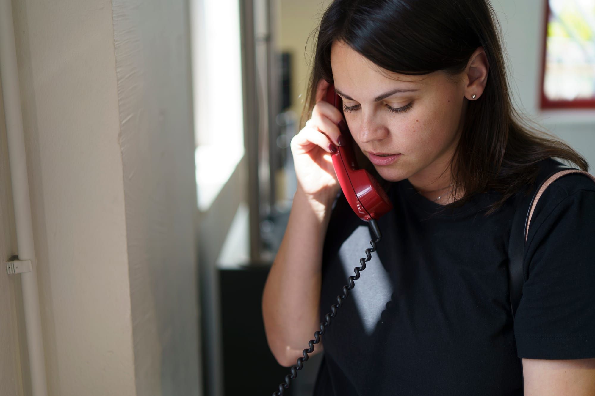 New helpline aims to help incarcerated people evade the ‘prison-to-ICE deportation pipeline’