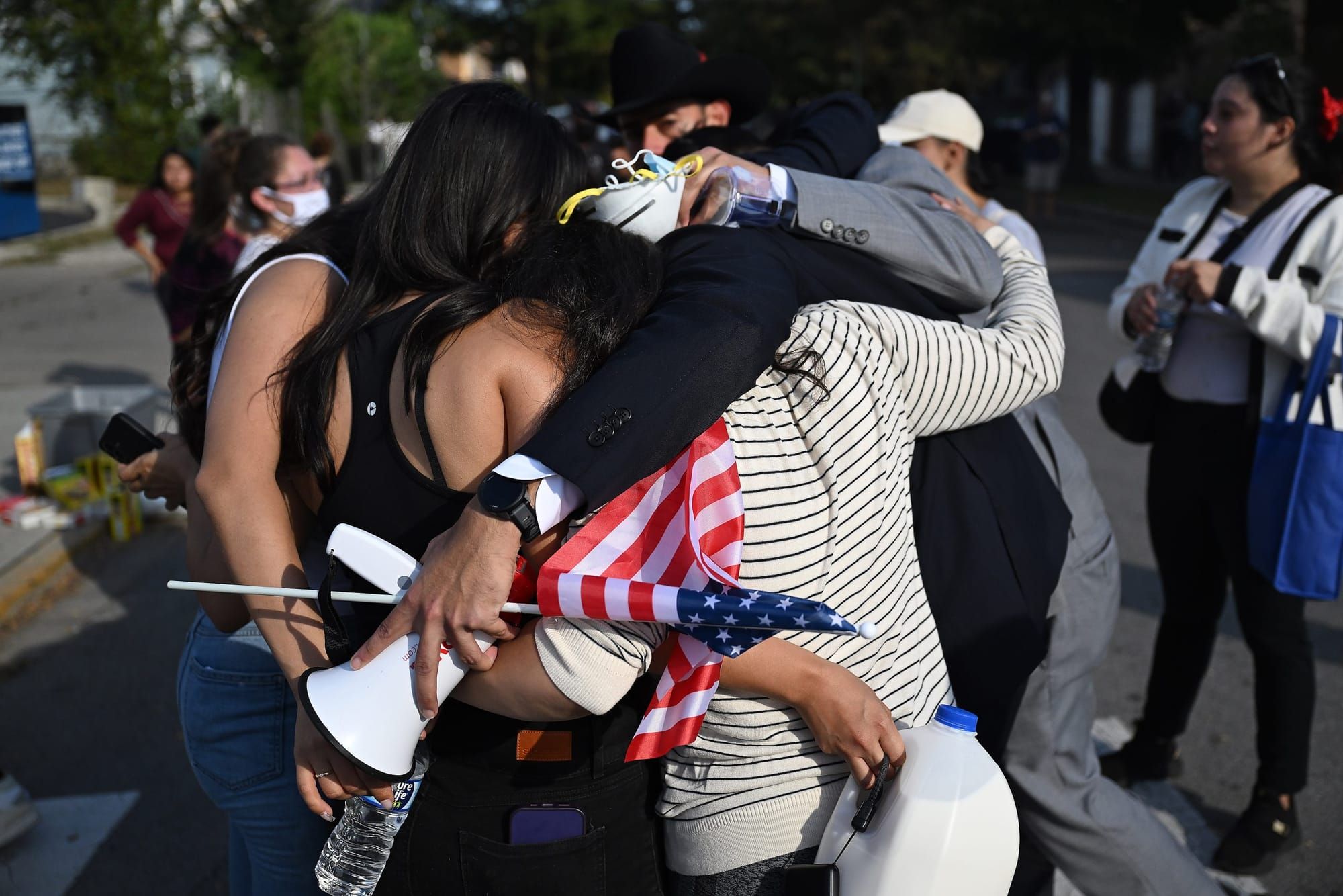 Chicago fights back against Trump administration’s sweeping violence