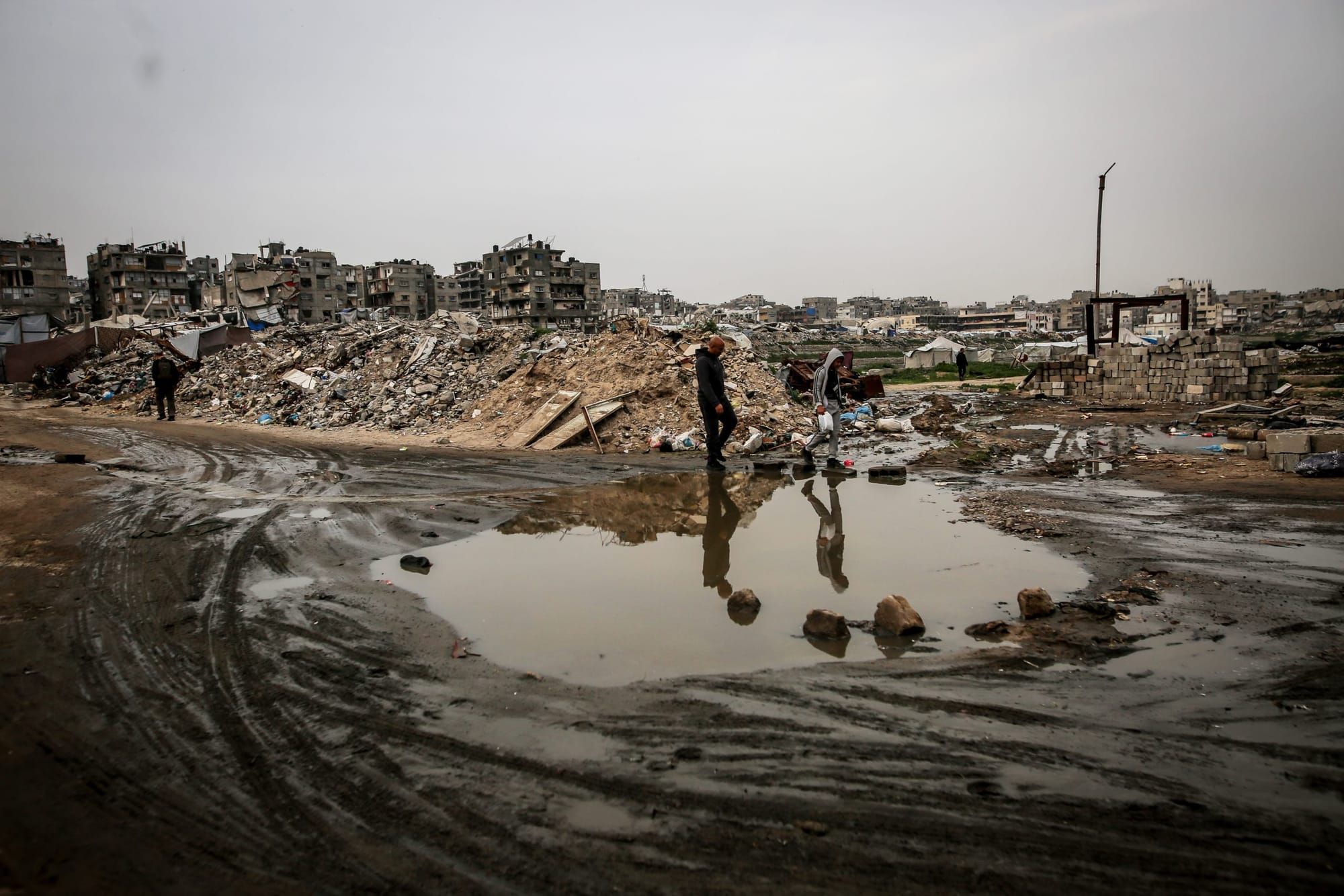 Gaza’s destroyed infrastructure makes daily life a struggle