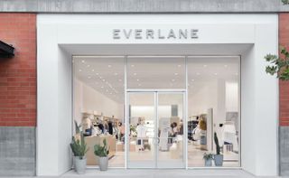 Se Shein si ingoia Everlane