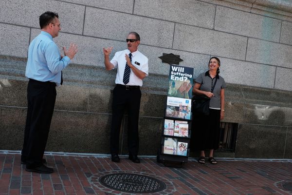 Jehovah's Witnesses Adds Bitcoin Standard As A Book Of Their Bible