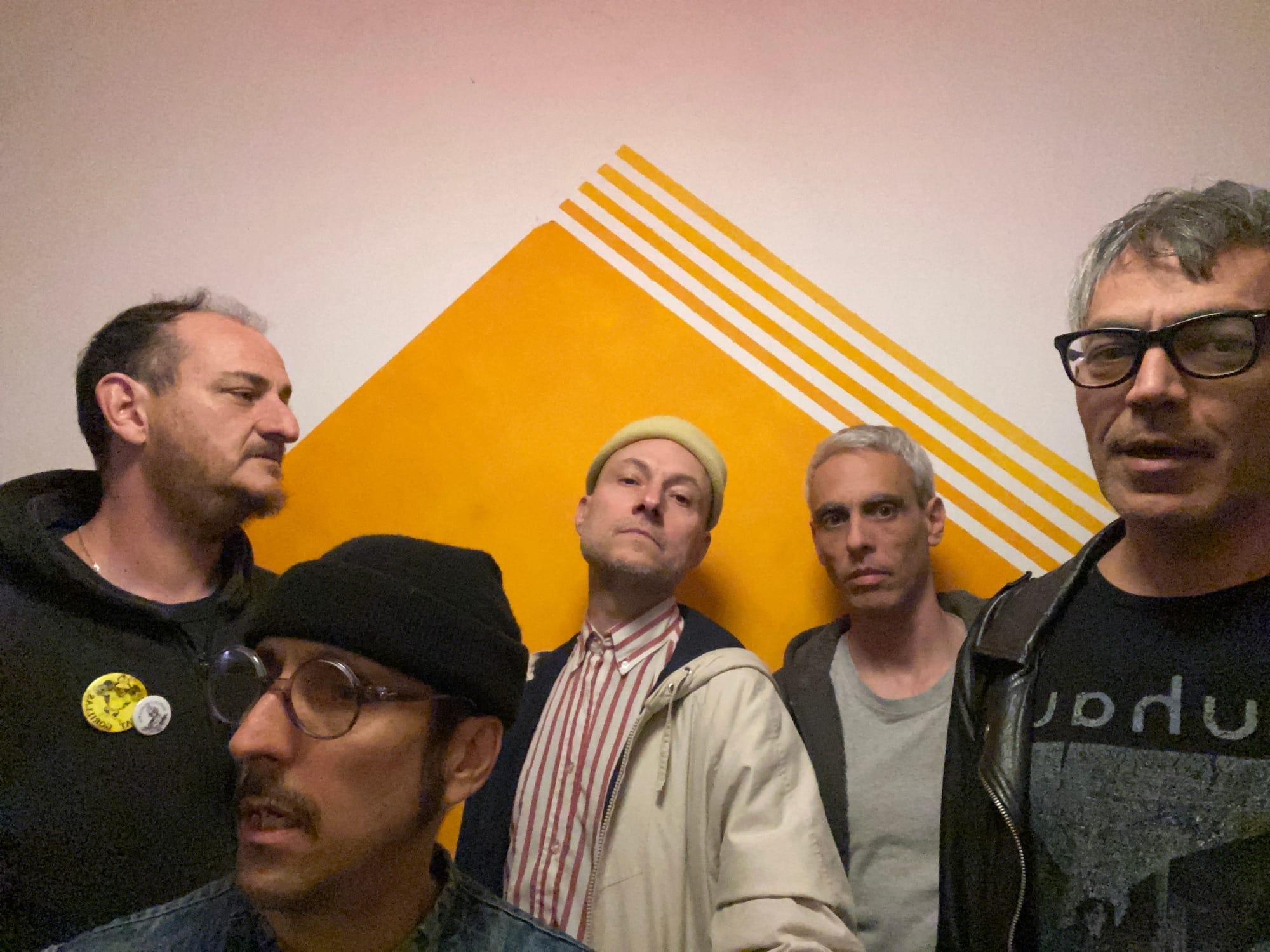 Amoeba today: Pájaro, Minucha, Gugu, Marcelito and Tester