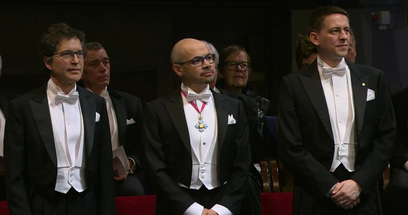 Baker, Hassabis y Jumper recibiendo el Nobel en Química (2024)