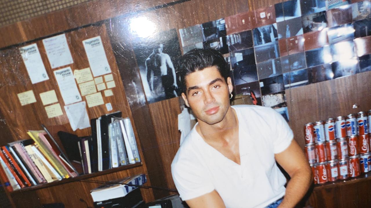 Ricardo en su oficina de la fábrica de Felfort