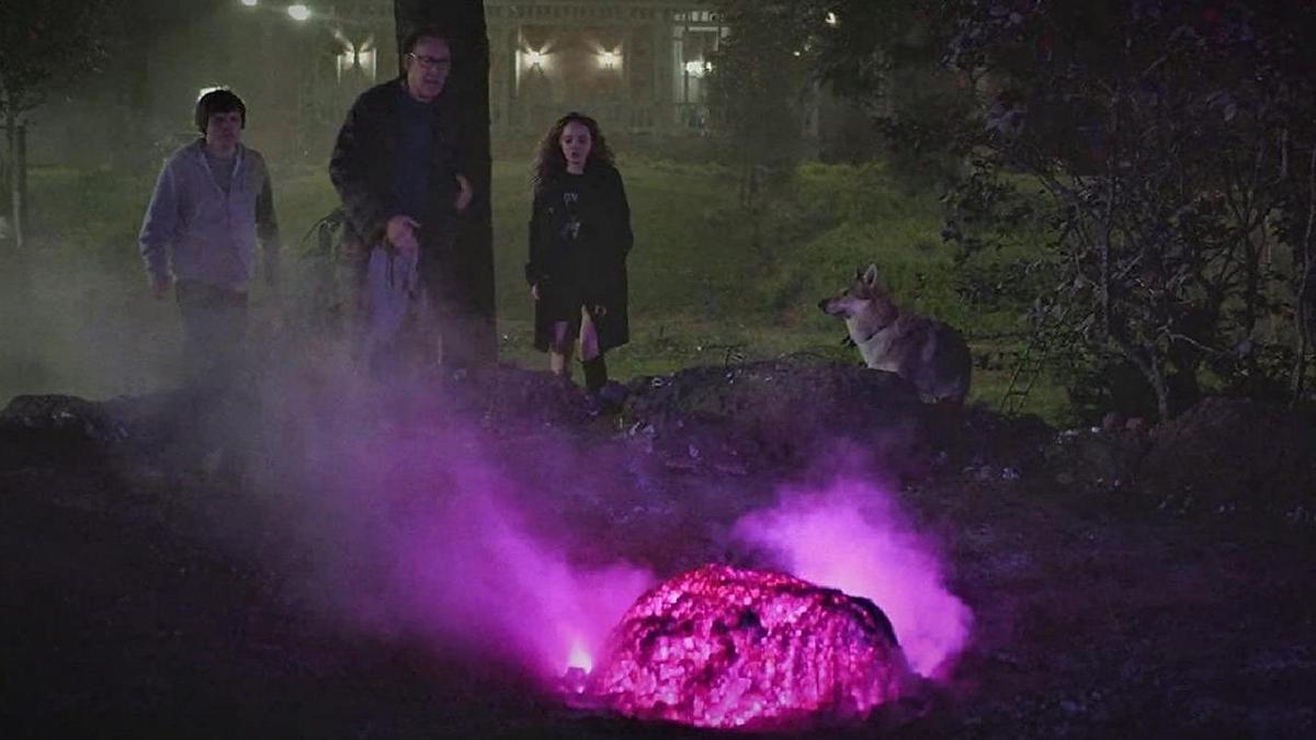 Colour Out of Space (2020), película basada en el cuento de Lovecraft