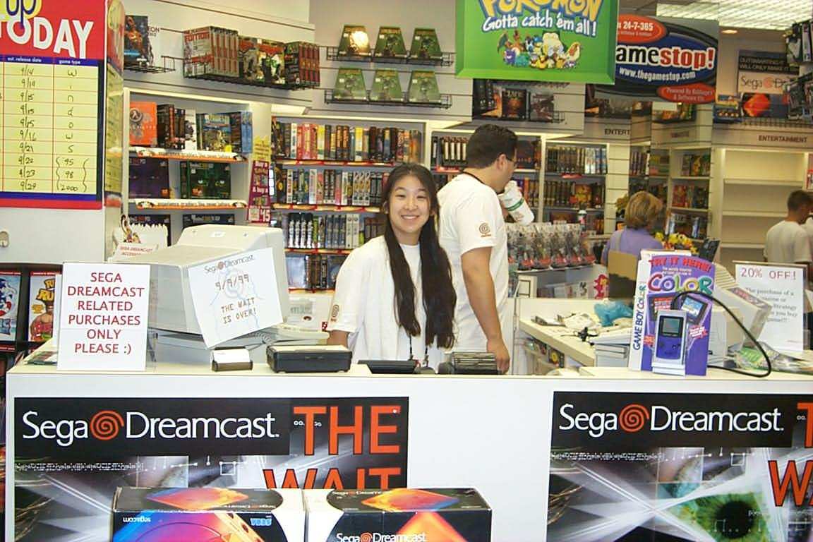 lanzamiento dreamcast gamestop
