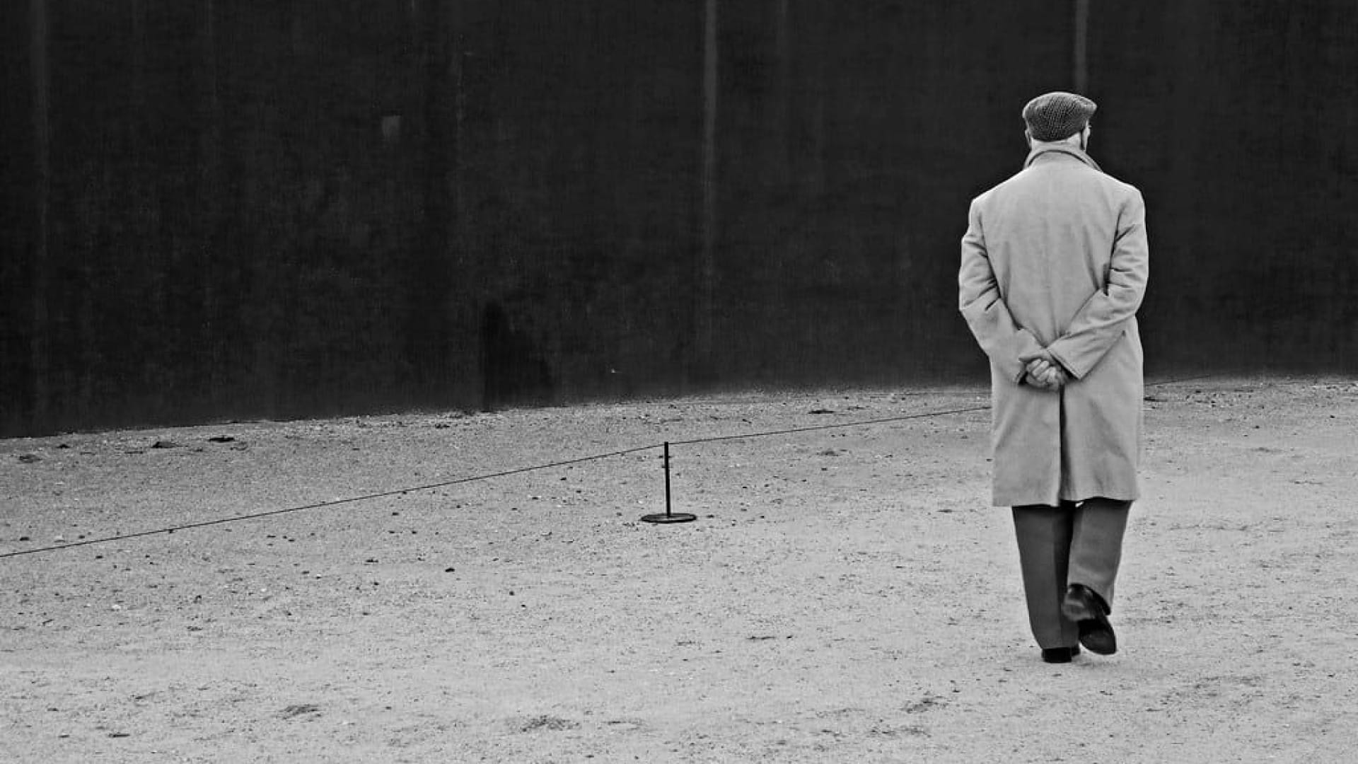 A Guide to Getting Lost in the City: From the Flâneur to Psychogeography