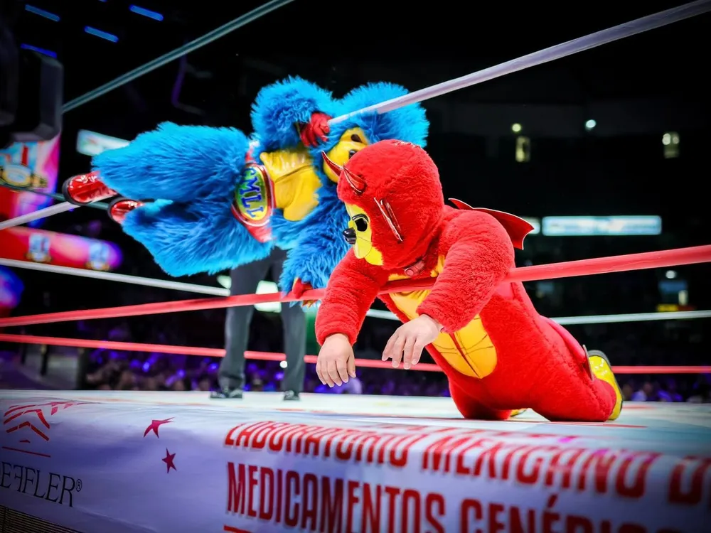 Kemonito vs Kemalito, lucha libre y memes