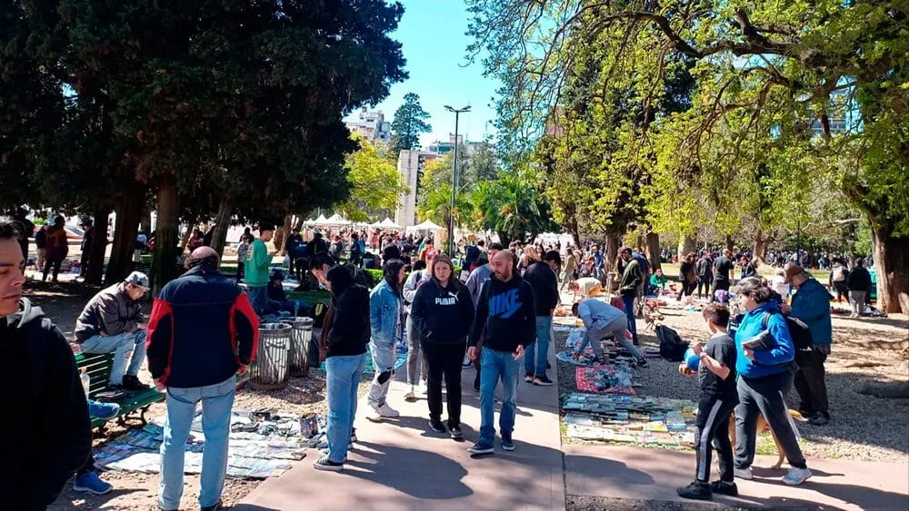 La historia del Parque Rivadavia, mítico lugar de encuentro de hobbistas