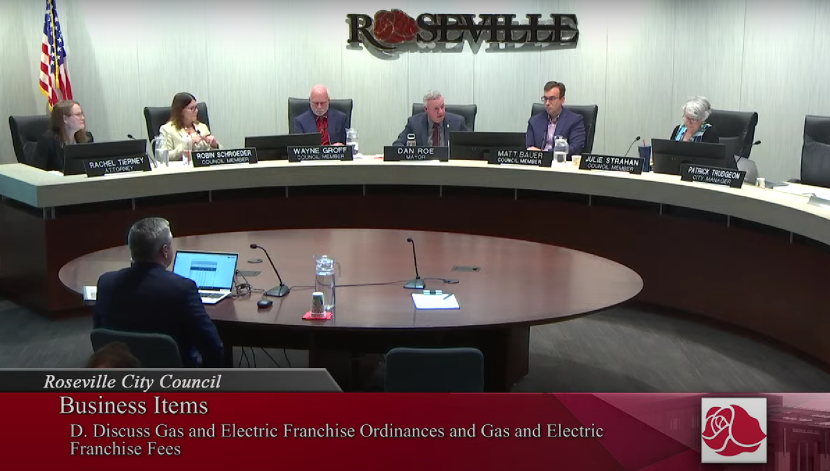 City council considers utility franchise fees to offset tax levy
