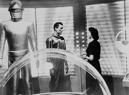 #7: The Day the Earth Stood Still (1951) (dir. Robert Wise)