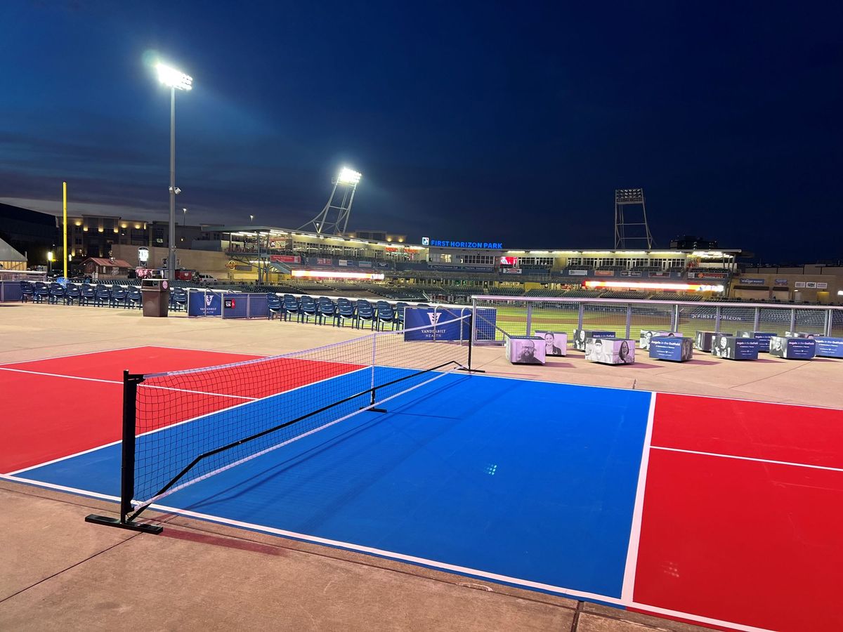 Will All The Nashville Pickleball Players Please Stand Up!