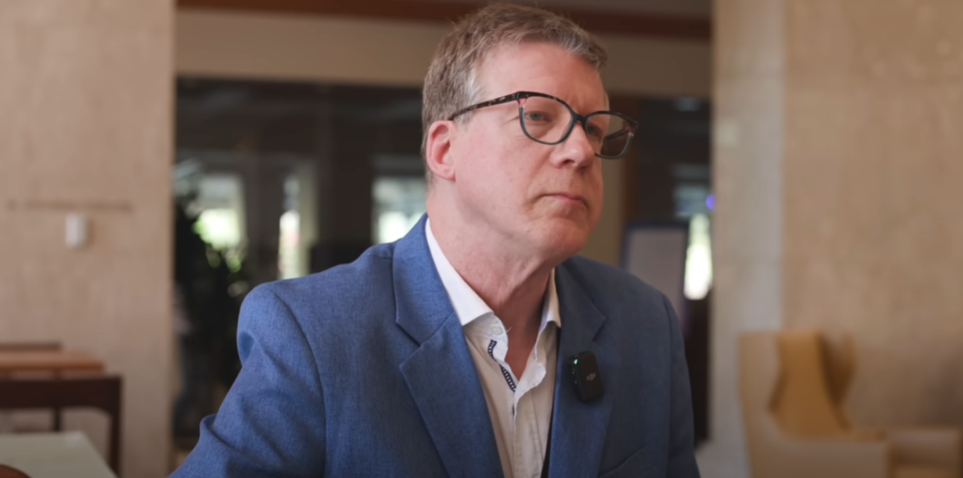 Paul Hynek  “Interdimensional Beings Don’t Need Crafts”