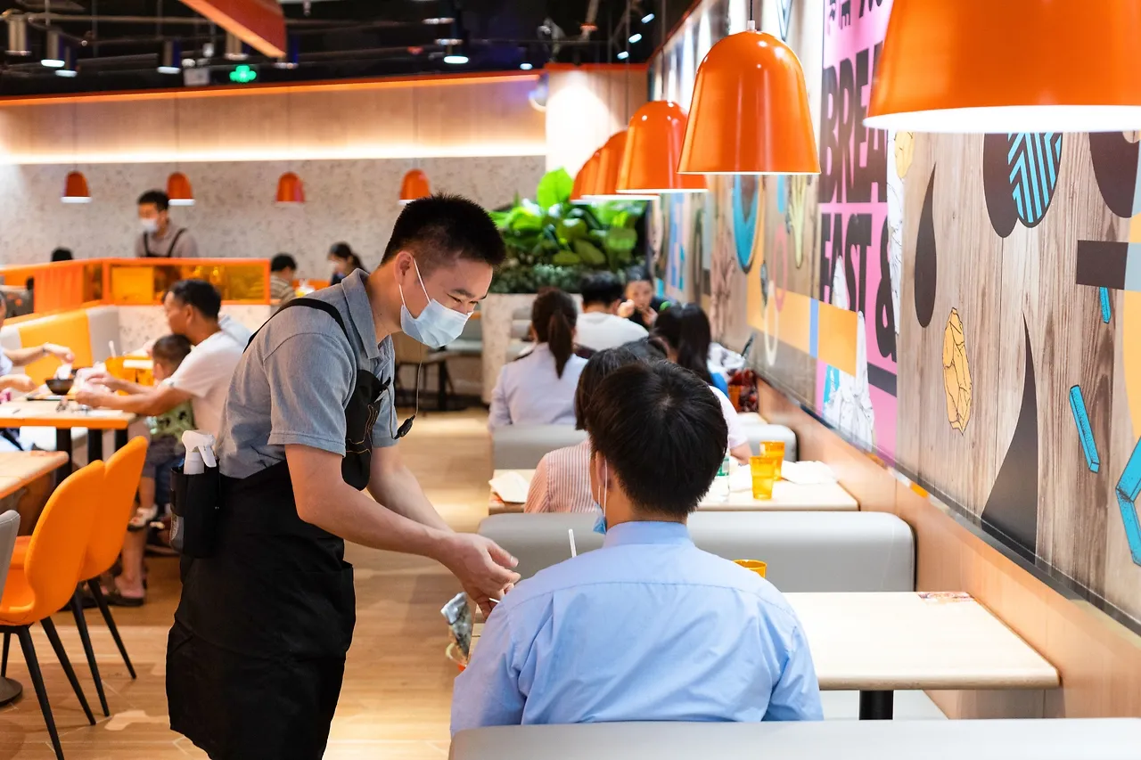 Indoor shooting - Happywood Restaurant