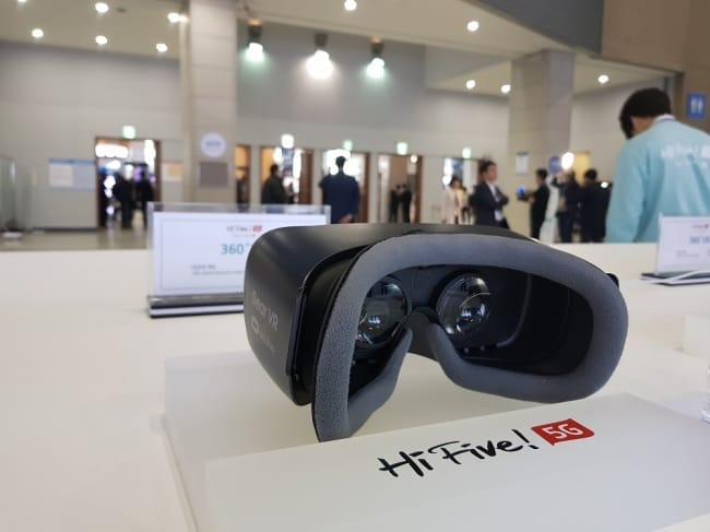 BIG REUNION] Inter-Korean talks feature VR for immersive viewing