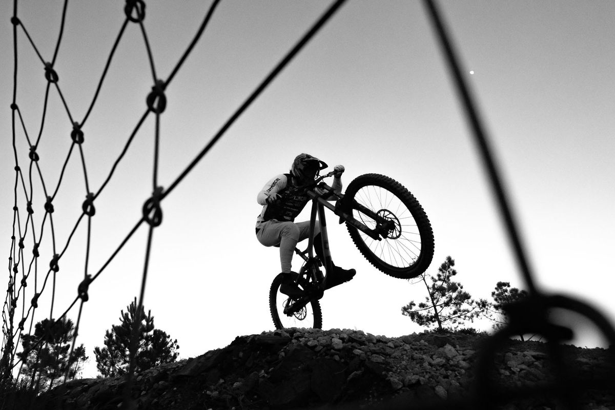 COMMENCAL