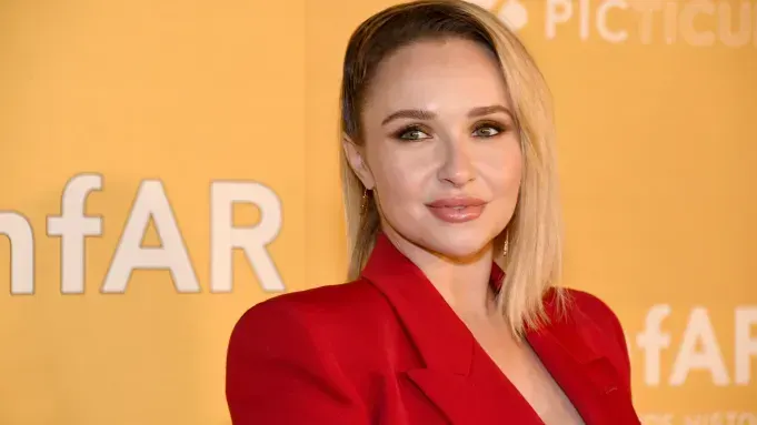 Hayden Panettiere : la cause de sa mort reste inconnue, la DEA participe désormais à l’enquête