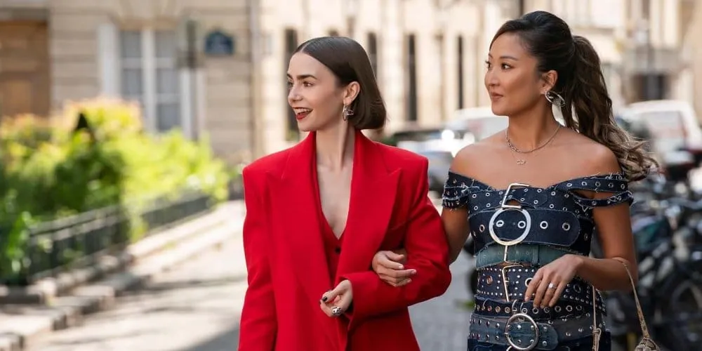 Emily in Paris saison 6 : Lily Collins a tourné ses dernières scènes dans la peau d’Emily Cooper