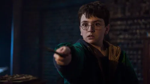 Harry Potter : le Choixpeau, le Quidditch et Poudlard se dévoilent dans la nouvelle bande-annonce