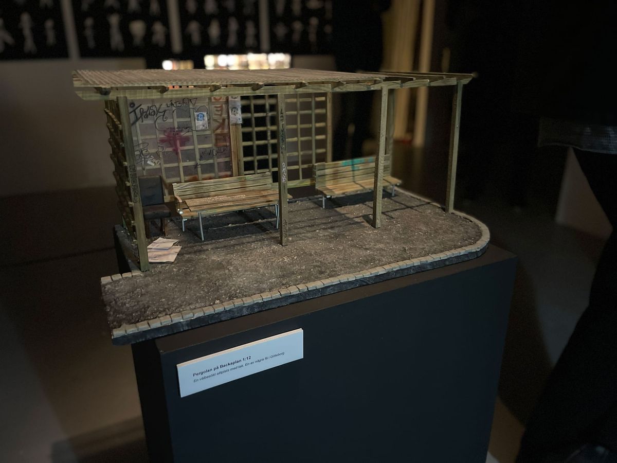 Public pergola at Backaplan Gothenburg 1:12