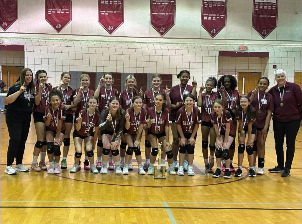Dillard Volleyball Team Wins Back-to-Back Championships