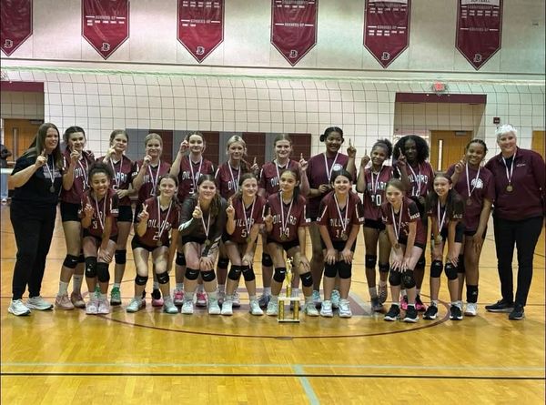 Dillard Volleyball Team Wins Back-to-Back Championships