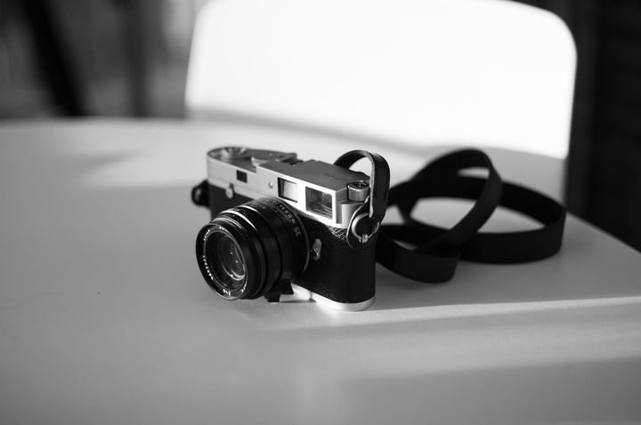 Image of a Leica MP sitting on a table