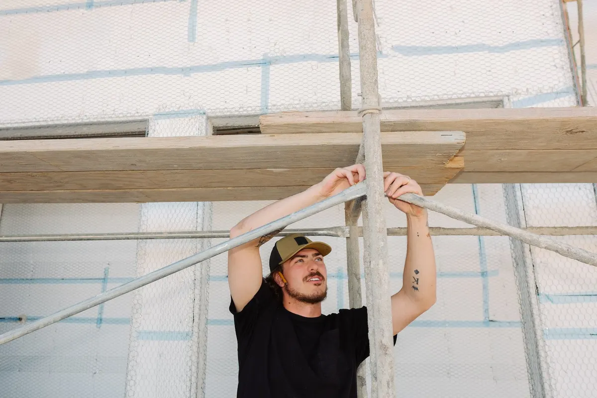 Inspire Andacht 97: Nehemia stellt die Mauer fertig