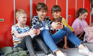 Smartphone-Guide für Eltern #1: Wann ist der richtige Zeitpunkt für das erste Smartphone?