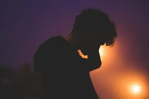 Ständig online, trotzdem allein – und was du als Elternteil jetzt tun kannst