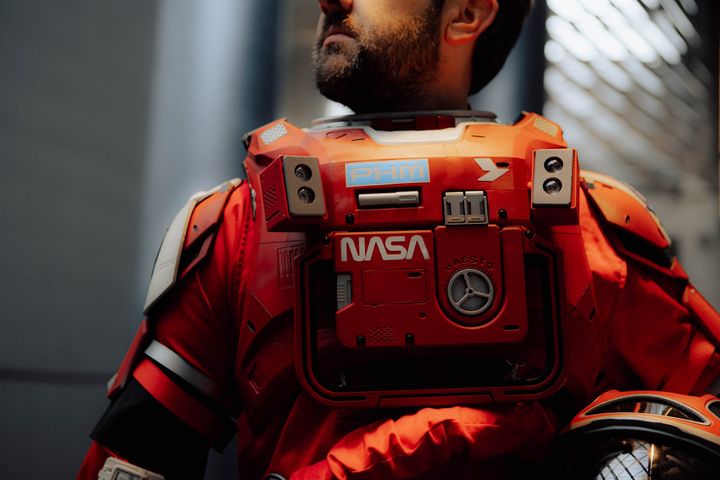 Check out this phenomenal Project Hail Mary cosplay