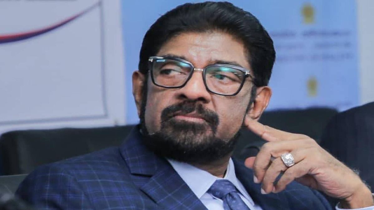 முன்னாள் சுகாதார அமைச்சர் கெஹெலிய ரம்புக்வெல்ல 75 மில்லியன் நஷ்டஈட்டை செலுத்துமாறு உத்தரவு!