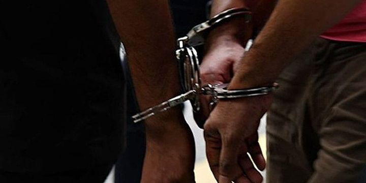 மோட்டார் போக்குவரத்துத் திணைக்களத்தின் முன்னாள் அதிகாரிகள் மூவர் கைது!